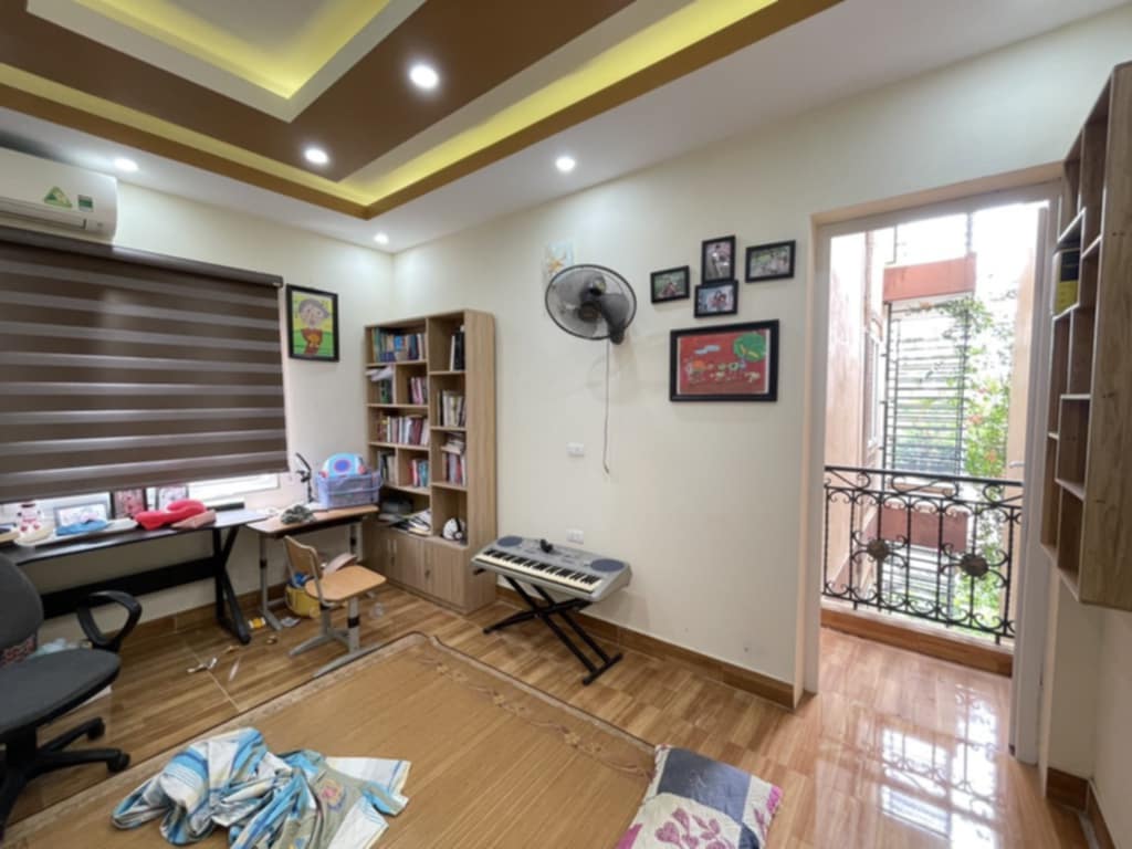 Thạch bàn Long biên 20m ô tô tránh, 51m2 4 tầng 5.6 tỷ - Ảnh 2